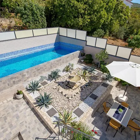 Brzic-4 By Interhome *