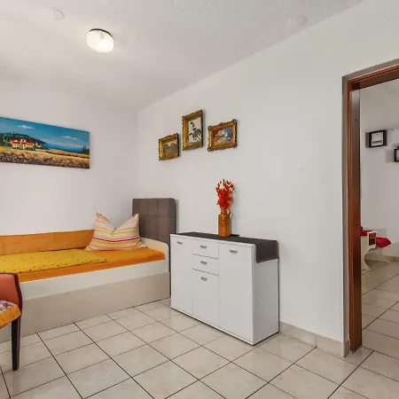 Brzic-4 By Interhome