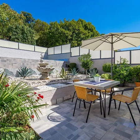 Brzic-4 By Interhome קריקווניצה